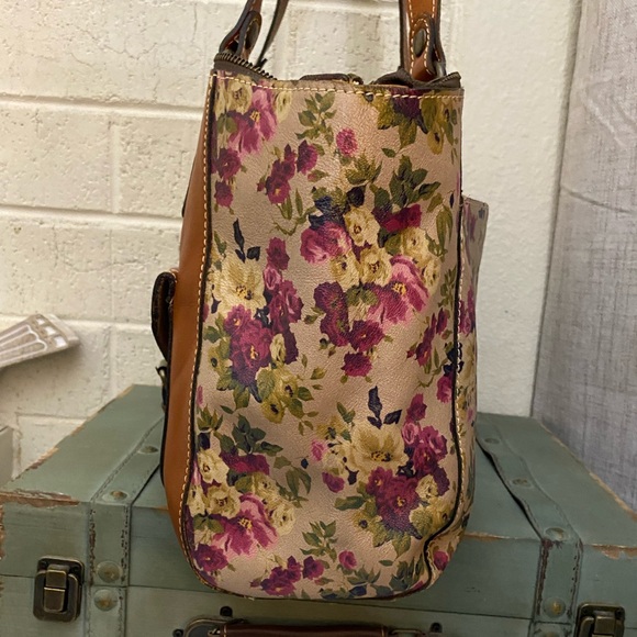 PATRICIA NASH ANTIQUE ROSE FLORAL AND BROWN LEATHER BAG EUC - Picture 11 of 13